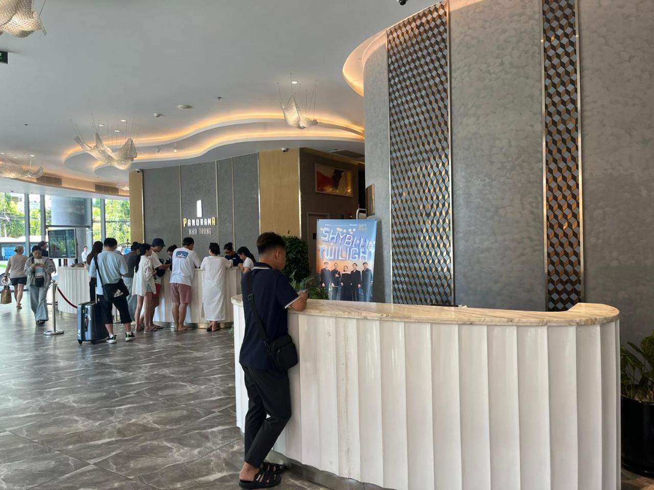 L'Apartment And Signature Nha Trang Tours - Muong Thanh Luxury Khanh Hoa Buitenkant foto