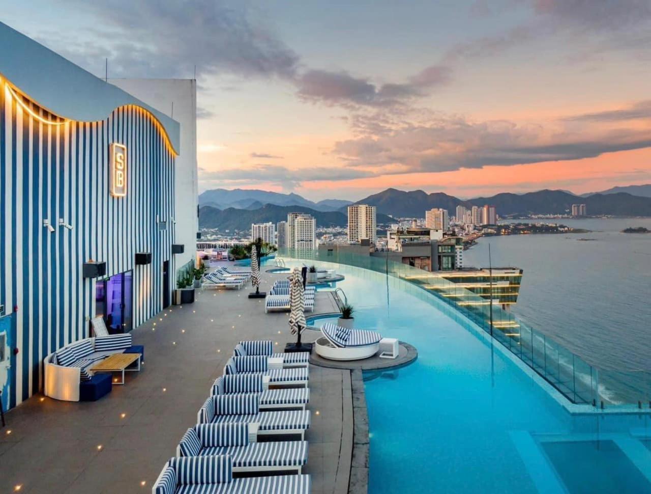 L'Apartment And Signature Nha Trang Tours - Muong Thanh Luxury Khanh Hoa Buitenkant foto