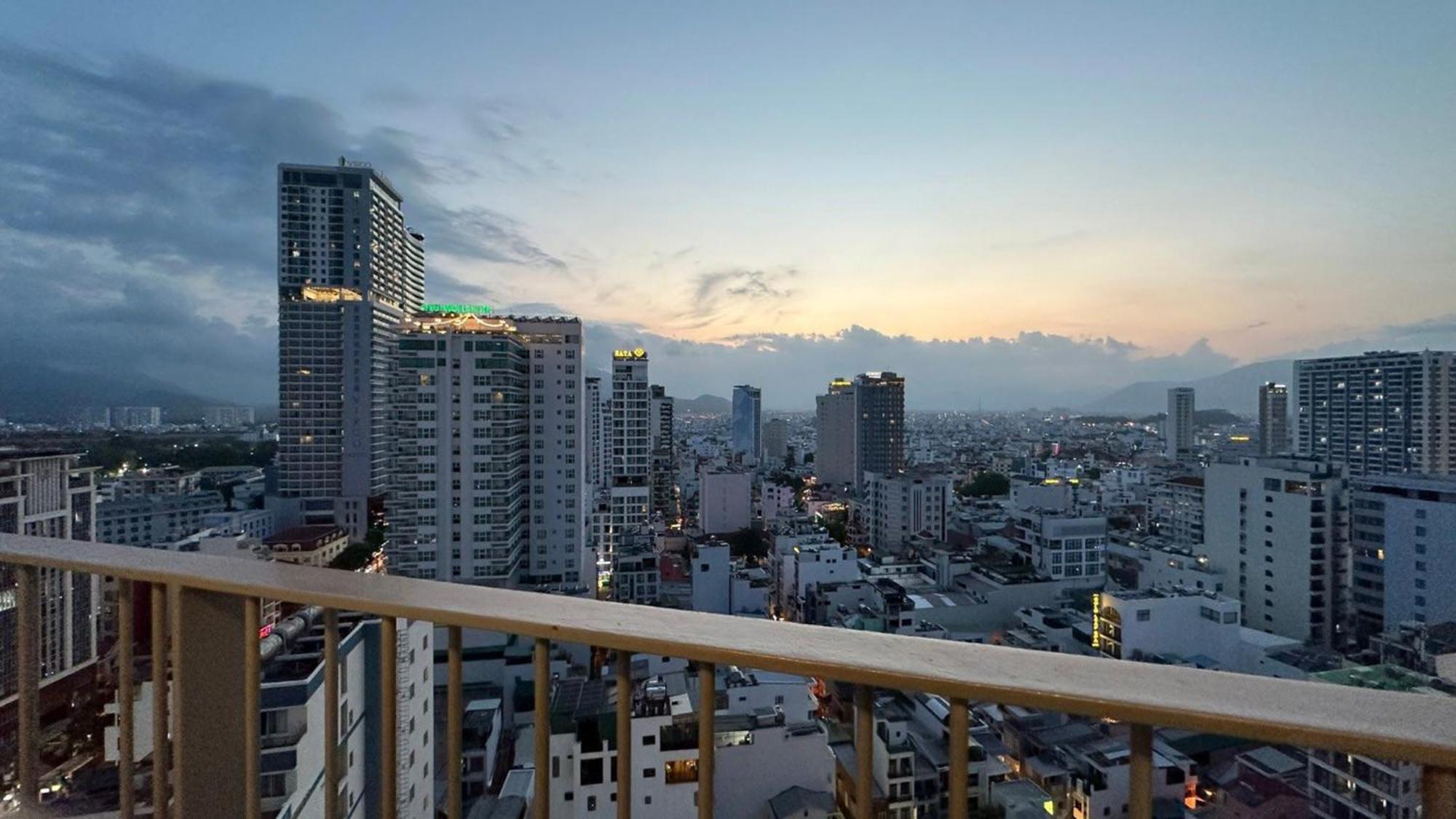 L'Apartment And Signature Nha Trang Tours - Muong Thanh Luxury Khanh Hoa Kamer foto